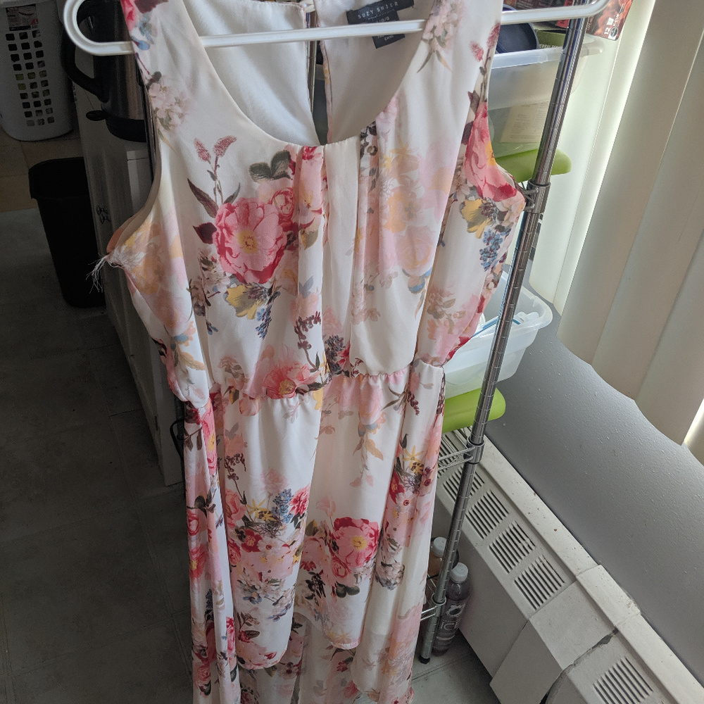 Suzy Shier L Dress